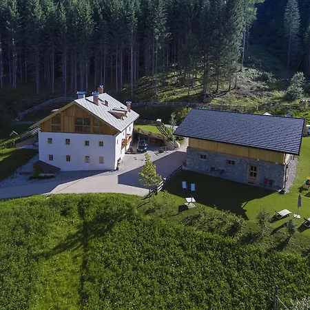 Silentium Dolomites Since 1600 Chalet Monguelfo-Tesido / Welsberg-Taisten